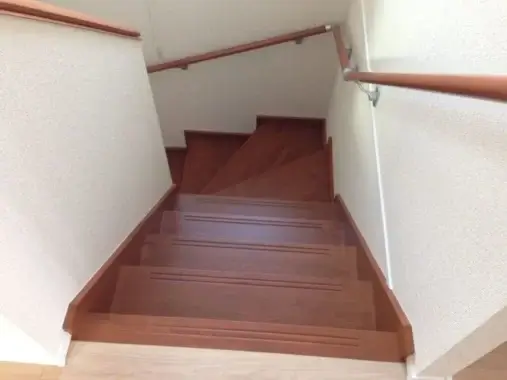 全面施工で階段も安全にする